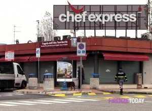 Donna accoltellata nell’area di servizio, l’ex marito: “Mai spostato da casa”
