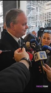 Il saluto di Schmidt: “Non un addio, un arrivederci. Non vendo casa a Firenze” | VIDEO