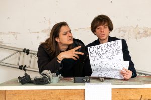 Niccolò Sandri e Lorenzo Guerriri al teatro Puccini con "La paranoia"