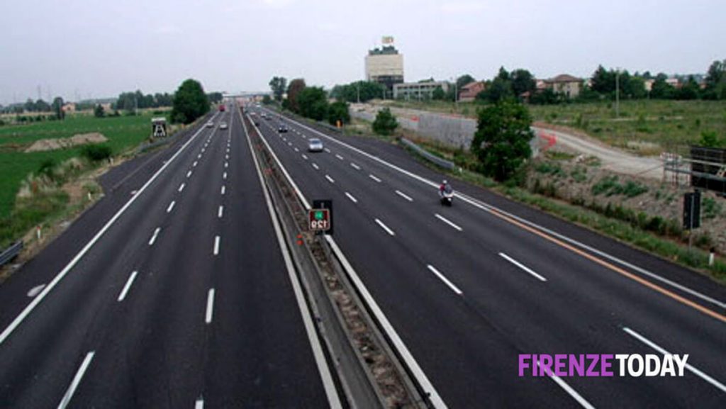 Autostrade, previste chiusure nelle notti tra lunedì 8 e martedì 9
