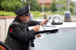 Controlli a Pontassieve: ritirate sei patenti