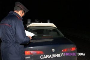 Quattro denunciati per ricettazione, porto abusivo di armi e droga