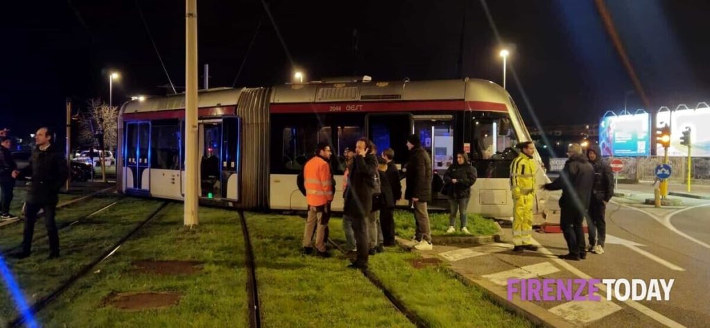 Tramvia deragliata, da stamani circolazione regolare su tutta la T1