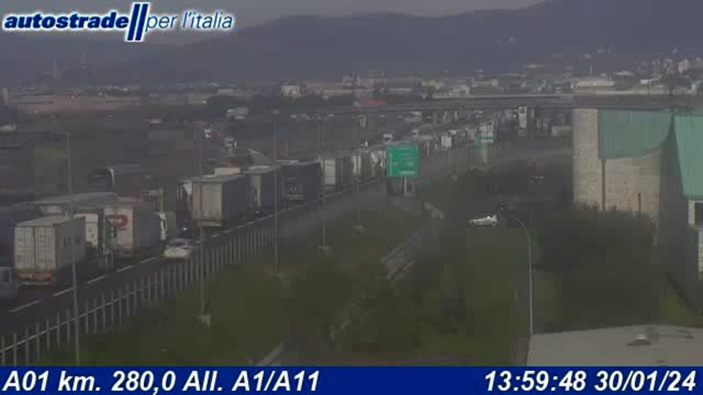 Incidente sull'autostrada A1 tra Calenzano il bivio con la Direttissima