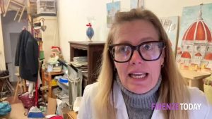 "Firenze meretrice", i fiorentini: "Ha ragione la Hollberg: città schiacciata da turismo e senza più botteghe"  VIDEO