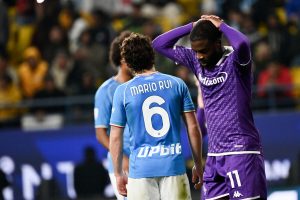 Napoli-Fiorentina 3-0, le pagelle dei viola: serata da dimenticare per Ikoné e Brekalo