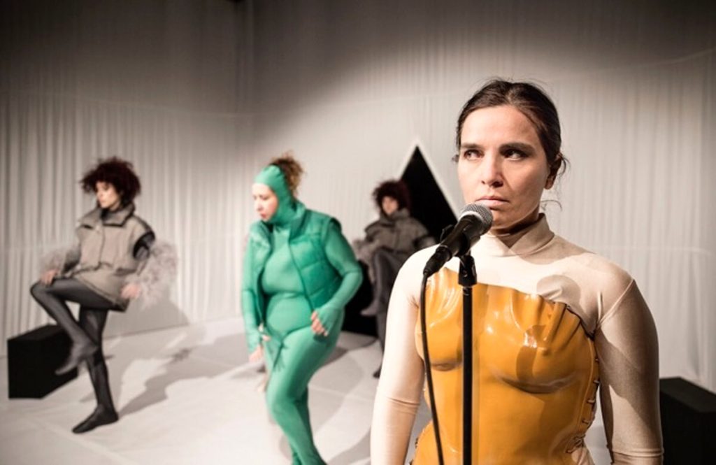 Prima toscana per "L'ultimo animale": le nuove protagoniste del teatro italiano in un grido d’accusa contro la società patriarcale