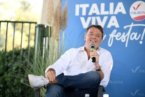 Renzi inizia il 2024 all’attacco: “Il Pd sta facendo di tutto per perdere Firenze”