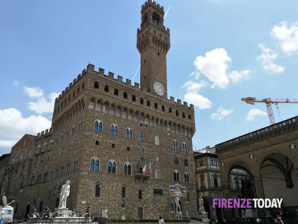 Dietrofront sugli alloggi popolari di via Dei: niente dismissione