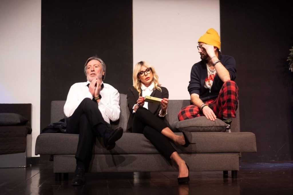 "Una come me", commedia di Mauro Graiani al Teatro Le Laudi