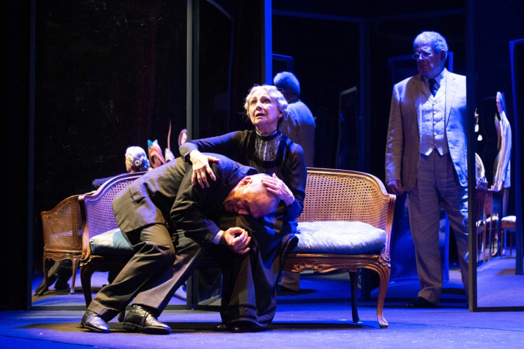 "Così è se vi pare" al Teatro della Pergola