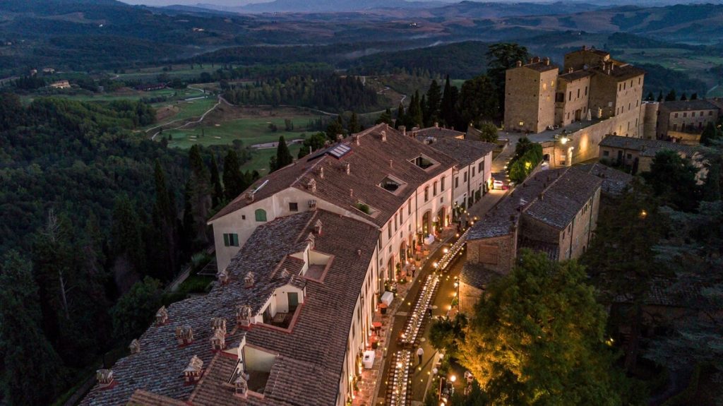 Castelfalfi Spring Festival: a Montaione due giorni per festeggiare la primavera con musica, mercatini e street food