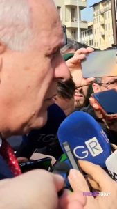 Morti e feriti, Giani sul luogo dell'incidente: "Crollo vicino ad un pulmino di bambini" / VIDEO