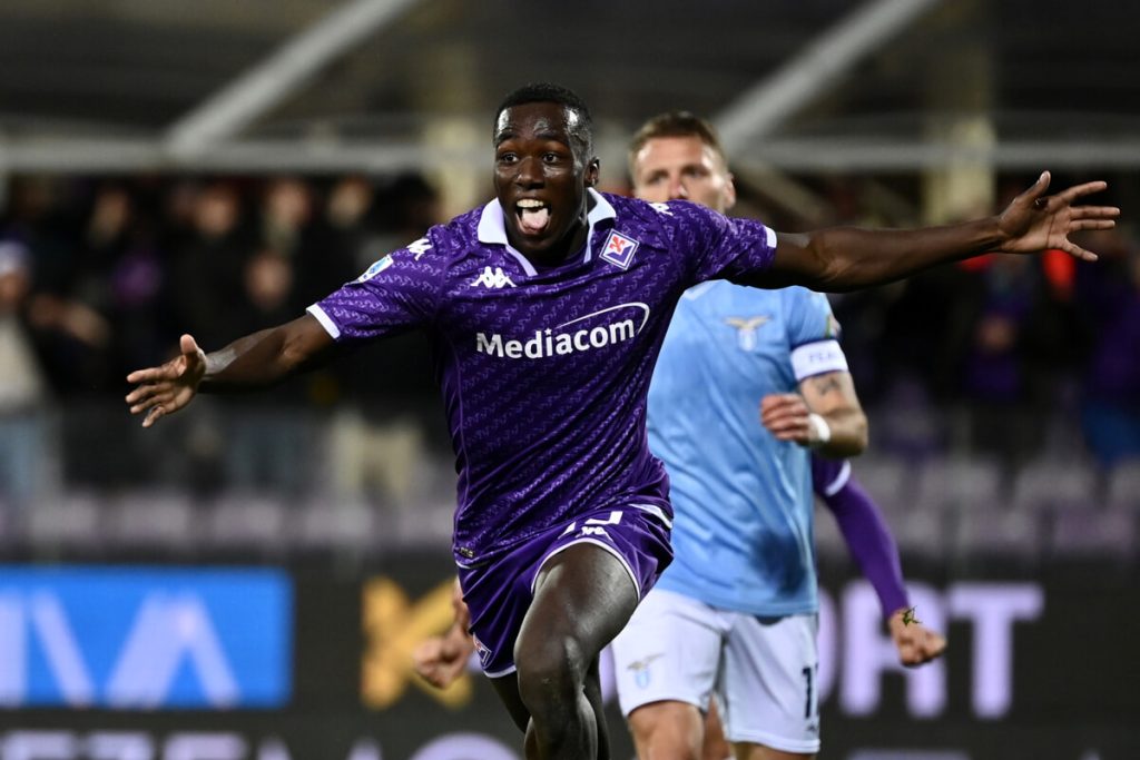 Fiorentina-Lazio 2-1: Kayode e Bonaventura la ribaltano. È sorpasso sui biancocelesti