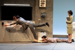 "Pandora", lo spettacolo del Teatro dei Goldi al Puccini