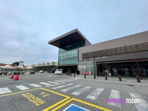 Galletti e Quartini (M5S): “Peretola, dal ministero pietra tombale sulla fattibilità della nuova pista aeroportuale”