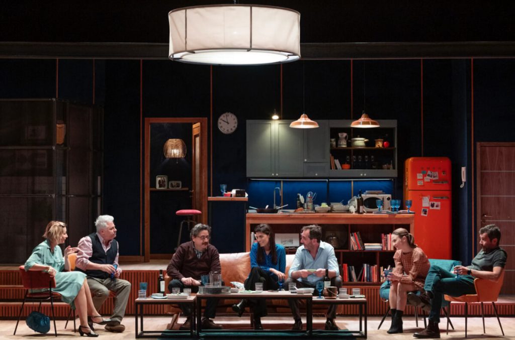 Il film "Perfetti sconosciuti" riadattato al teatro Excelsior