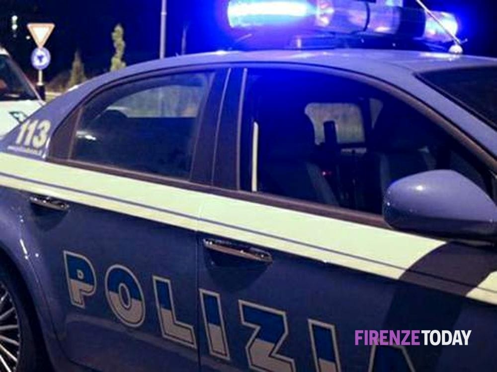 Raid notturni nelle scuole, preso un gruppo di minori