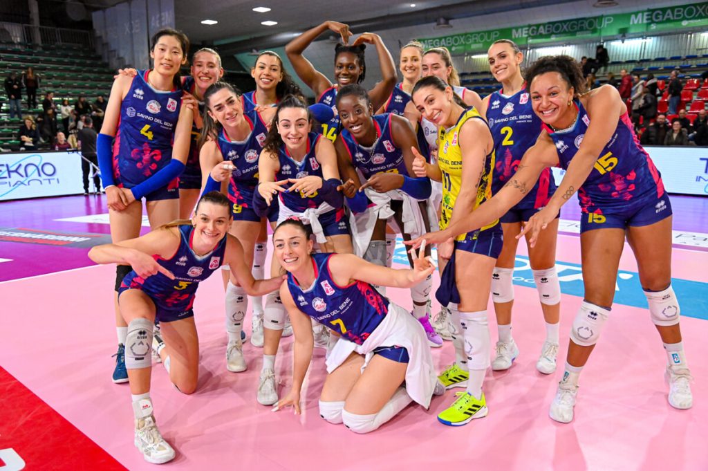 Volley A1 femminile, la Savino Del Bene vede le streghe ma passa a Vallefoglia