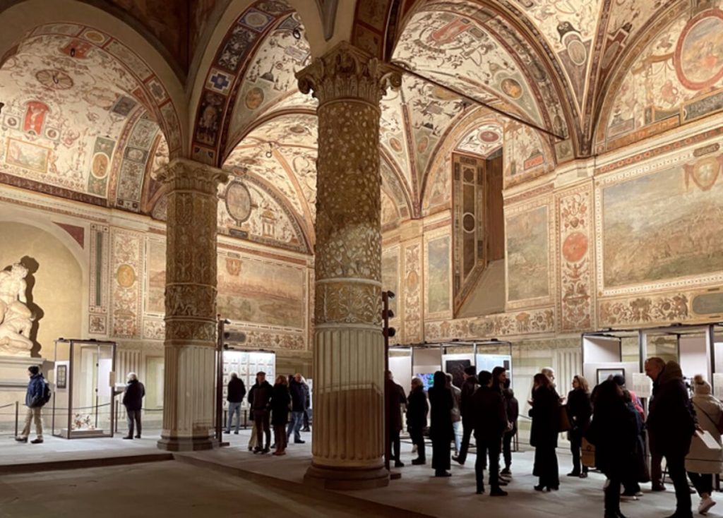 "Second life": trenta opere in mostra nel Cortile di Michelozzo sul tema della sostenibilità