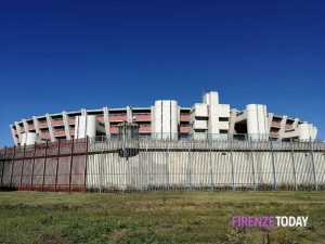 Scontri tra detenuti nel carcere di Sollicciano, feriti due agenti