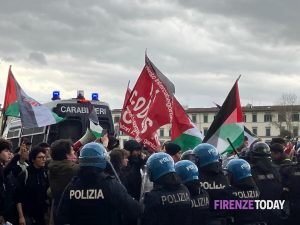 Palestina, gli studenti pronti a tornare davanti al consolato Usa: “Non possono vincere i manganelli”