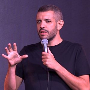 Francesco De Carlo al Teatro Puccini conn "Bocca mia taci"