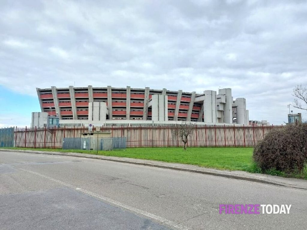 Incinta dietro le sbarre, detenuta perde la bambina: la situazione drammatica del carcere di Sollicciano