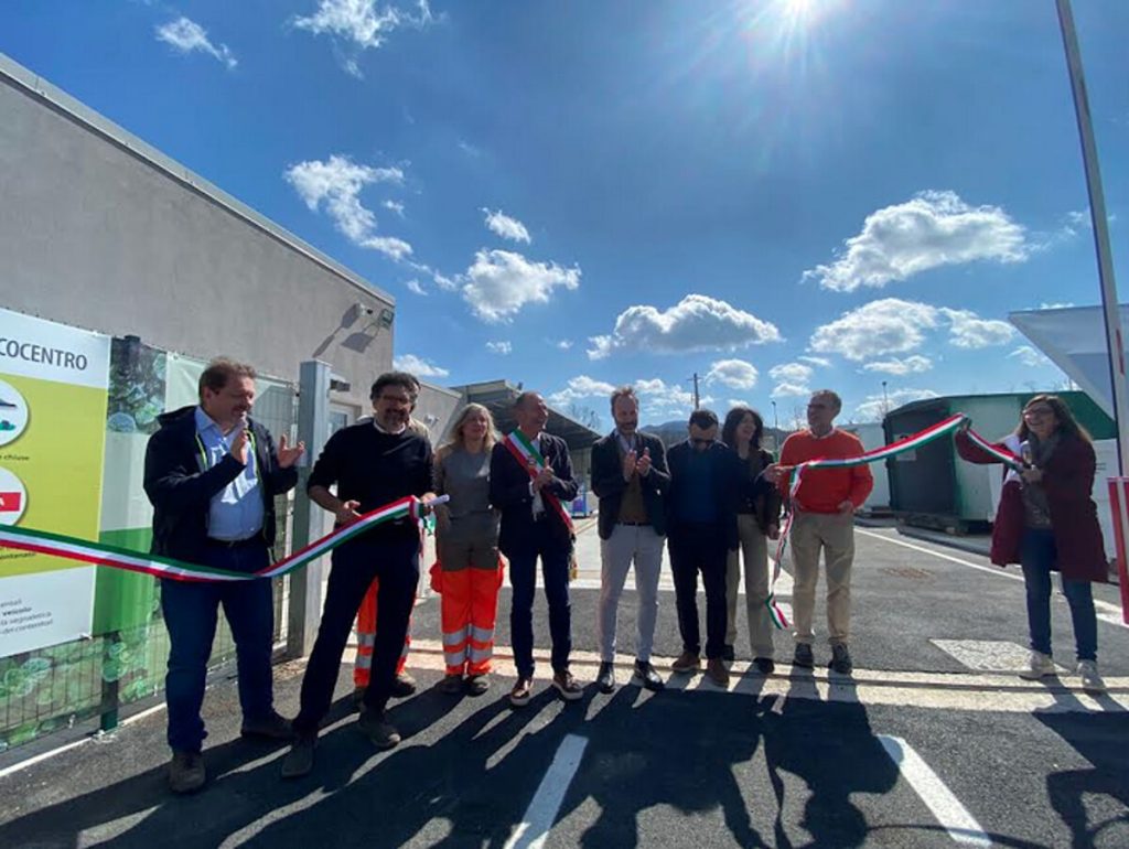 Rifiuti: taglio del nastro per il nuovo Ecocentro di Greve in Chianti, investimento da 700mila euro