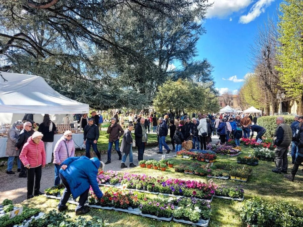 Fiori in fiera a Borgo San Lorenzo