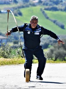 A Rignano sull'Arno il campionato italiano di lancio del formaggio