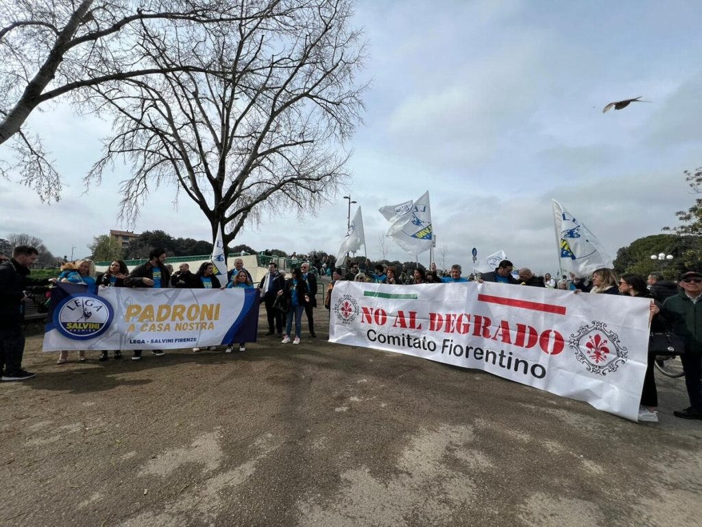 Cascine, raccolta firme della Lega per la recinzione del parco