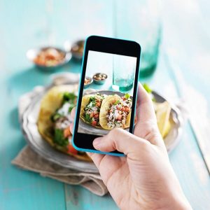 Dalla spesa alla cucina: come l'intelligenza artificiale sta cambiando il mondo del cibo