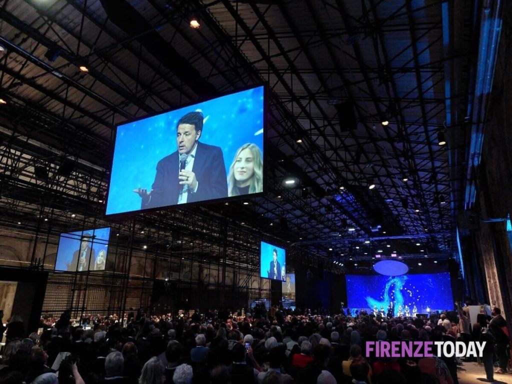 Leopolda, Renzi e Saccardi chiudono al Pd: "Faremo i conti al ballottaggio"