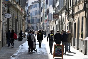 Centro storico, terminati i lavori di via Faenza / FOTO