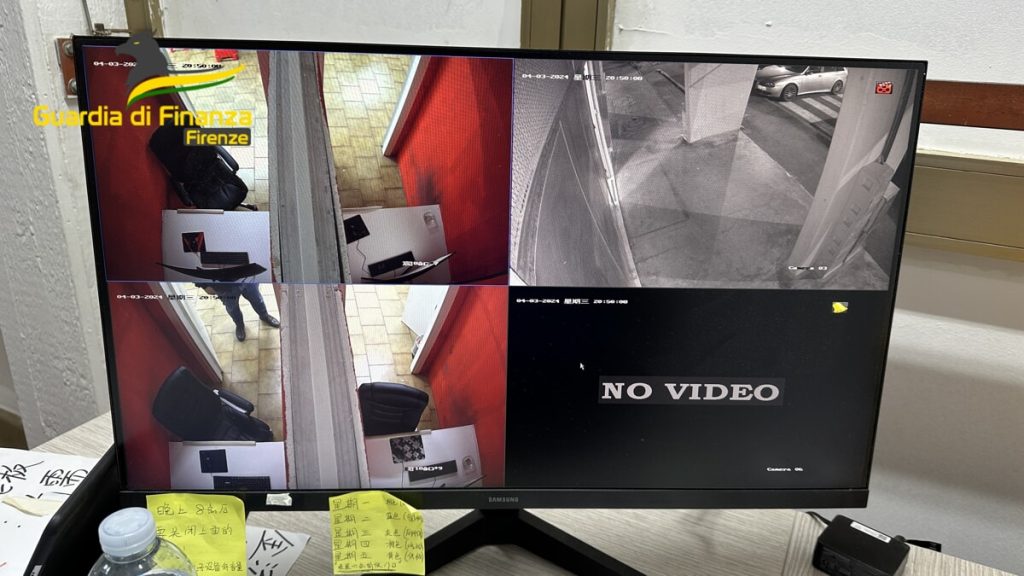 L’internet point nascondeva una bisca clandestina FOTO - VIDEO