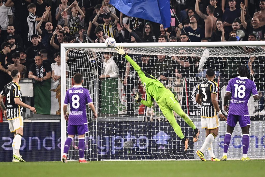 Juventus-Fiorentina 1-0, le pagelle: Viola, primo tempo da dimenticare. López e Sottil entrano bene