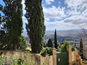 Camminata urbana "Dall'ozio al negozio"