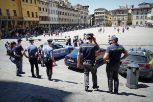Controlli, più di quarantamila merci sequestrate da gennaio. Aumentano le spaccate