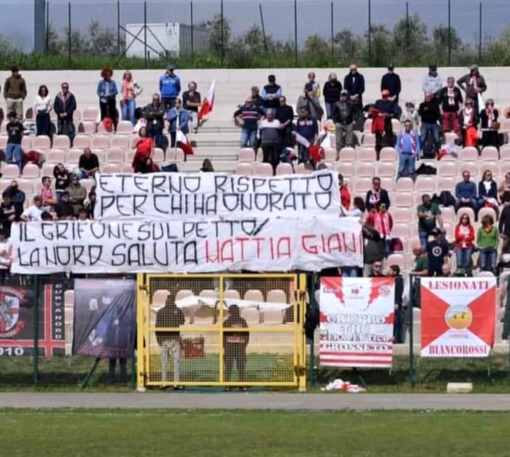 Mattia Giani, striscioni su tutti i campi per ricordarlo: "Mai sarai dimenticato" / FOTO