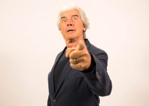 Tullio Solenghi al Teatro di Fiesole con lo spettacolo “Una serata pazzesca”
