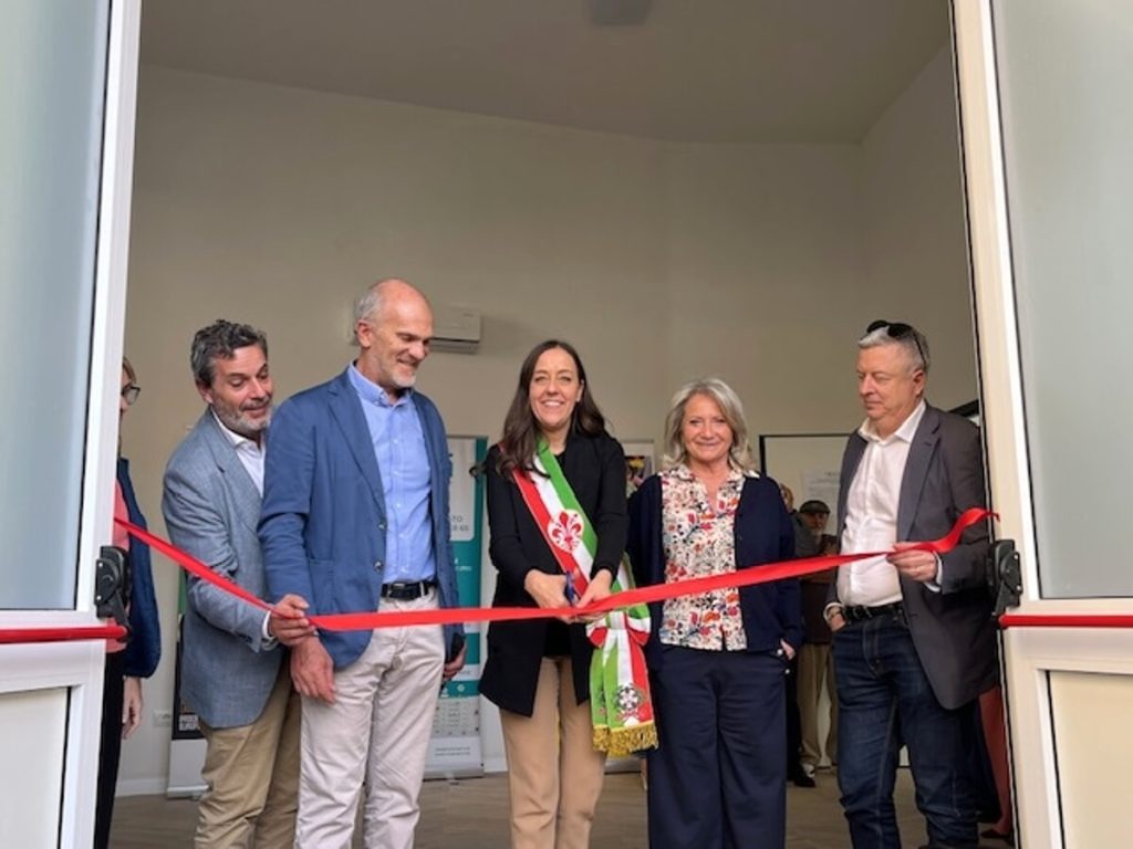 Inaugurato il condominio per “soli anziani”: 37 appartamenti per gli over 65 FOTO