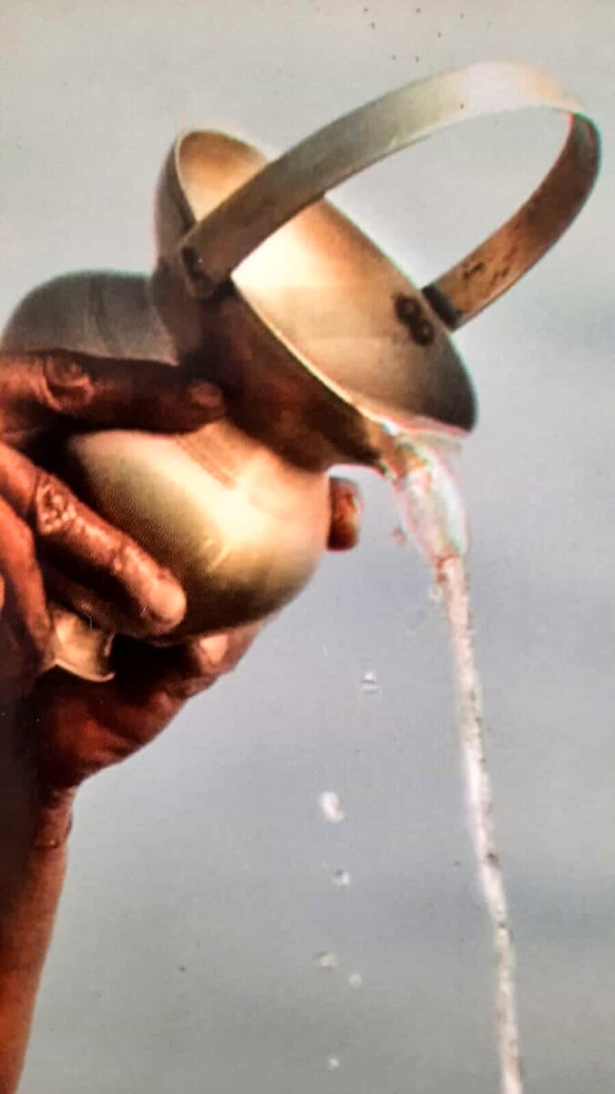 "Acqua Apas, il fluido della vita"