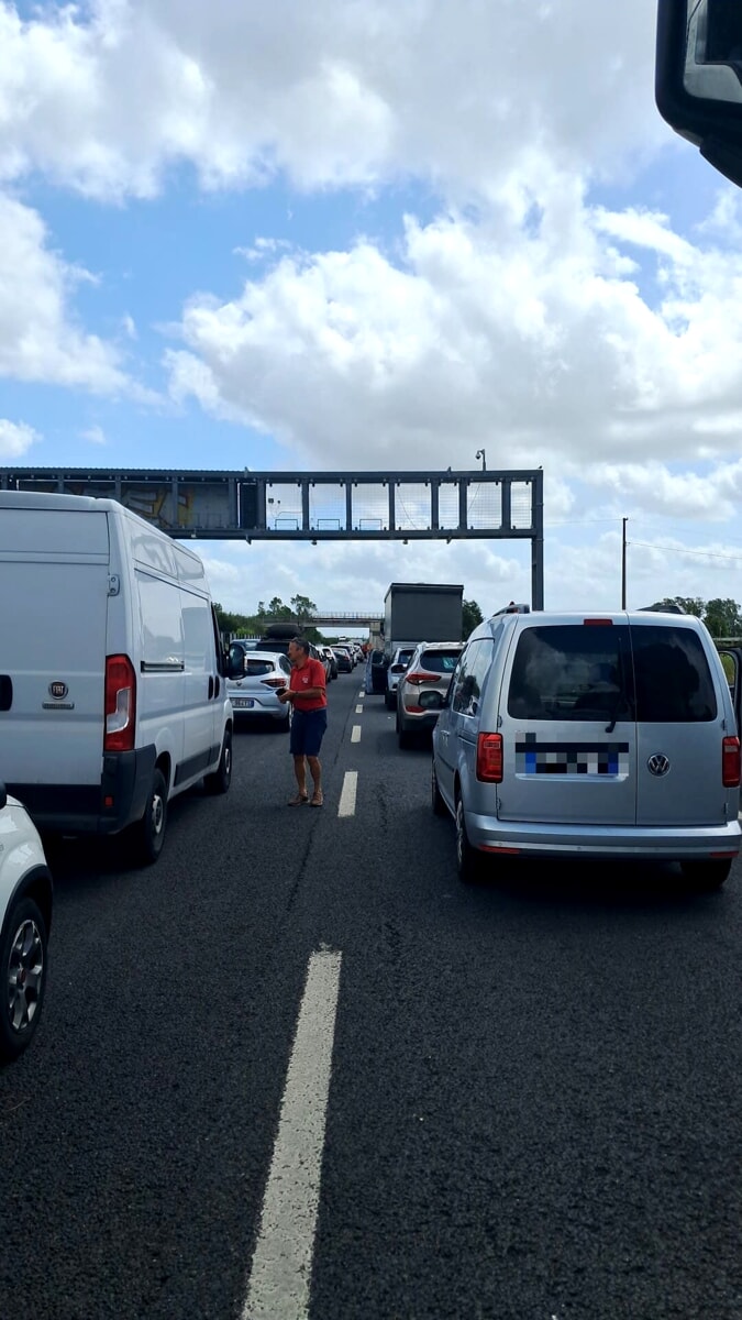 Incidente sulla superstrada FiPiLi: code verso Firenze