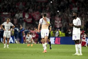 Fiorentina ancora ko in finale, social scatenati