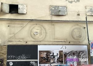 Schermi spenti: il centro di Firenze (quasi) senza cinema