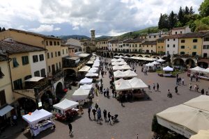 "25 anni di città slow": a Greve in Chianti la mostra mercato dei prodotti enogastronomici e artigianali della rete internazionale delle città del buon vivere