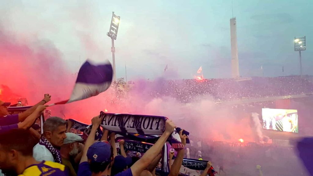 "Tragedia greca", la delusione dei tifosi della Fiorentina: "Quest'anno fa ancora più male" / VIDEO