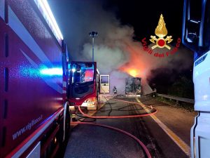Coda fino a 10 km in autostrada