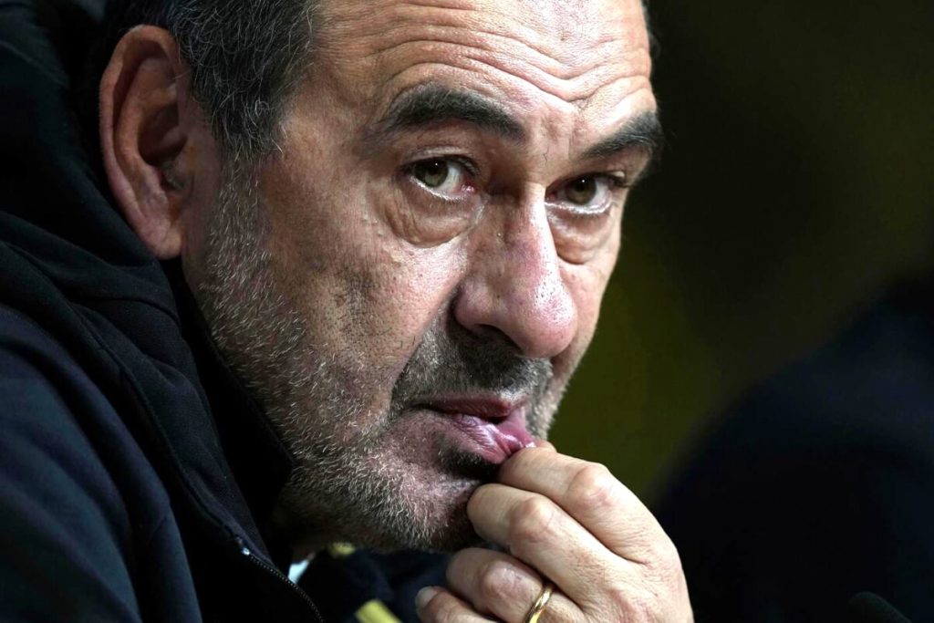 Fiorentina, Sarri chiama la Fiorentina: "Vediamo se qualcuno mi apre al Viola Park" / VIDEO